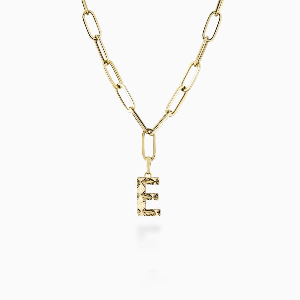 E Harfi Ataç Zincir